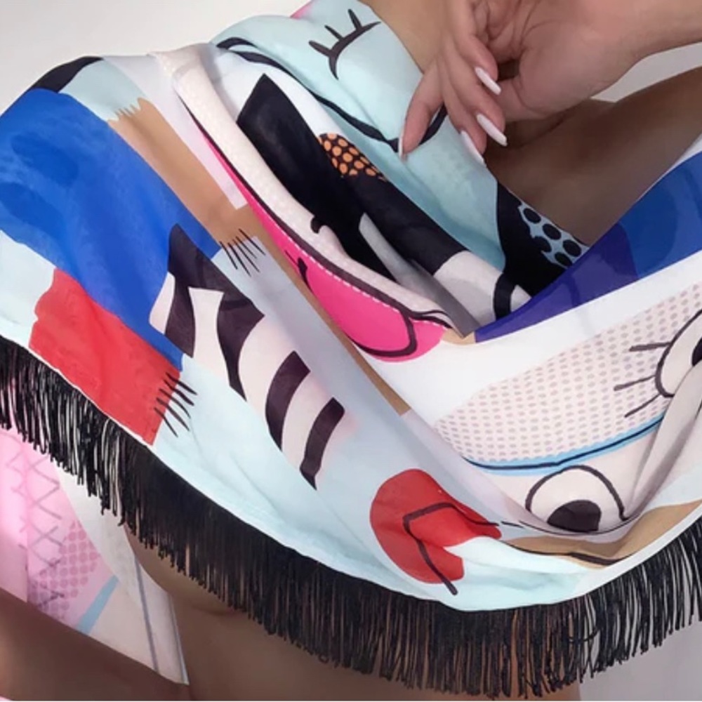 Multicolored shawl with fringe NEVER WORN